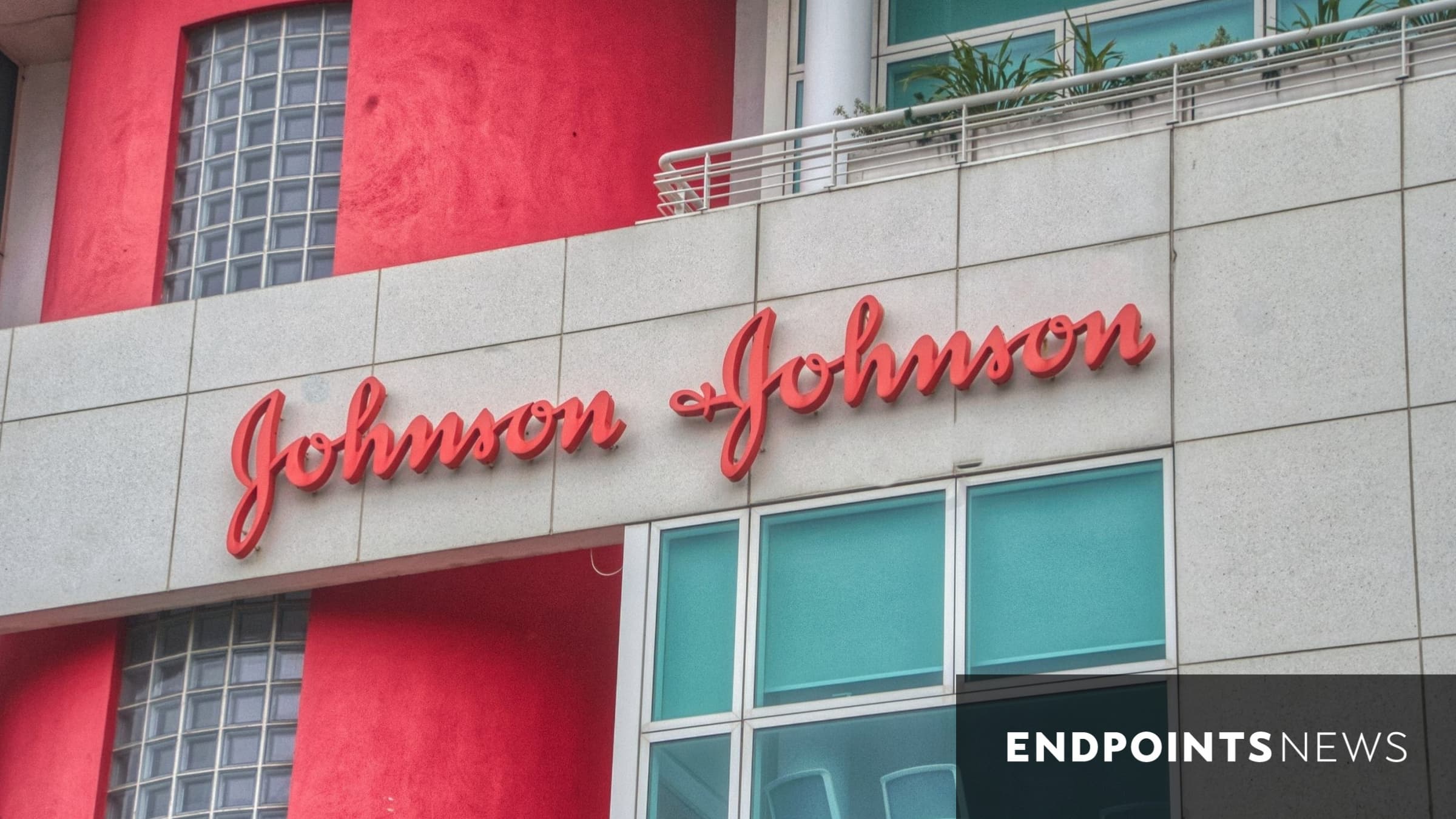 J&J dealt blow in fight over its 340B rebate model